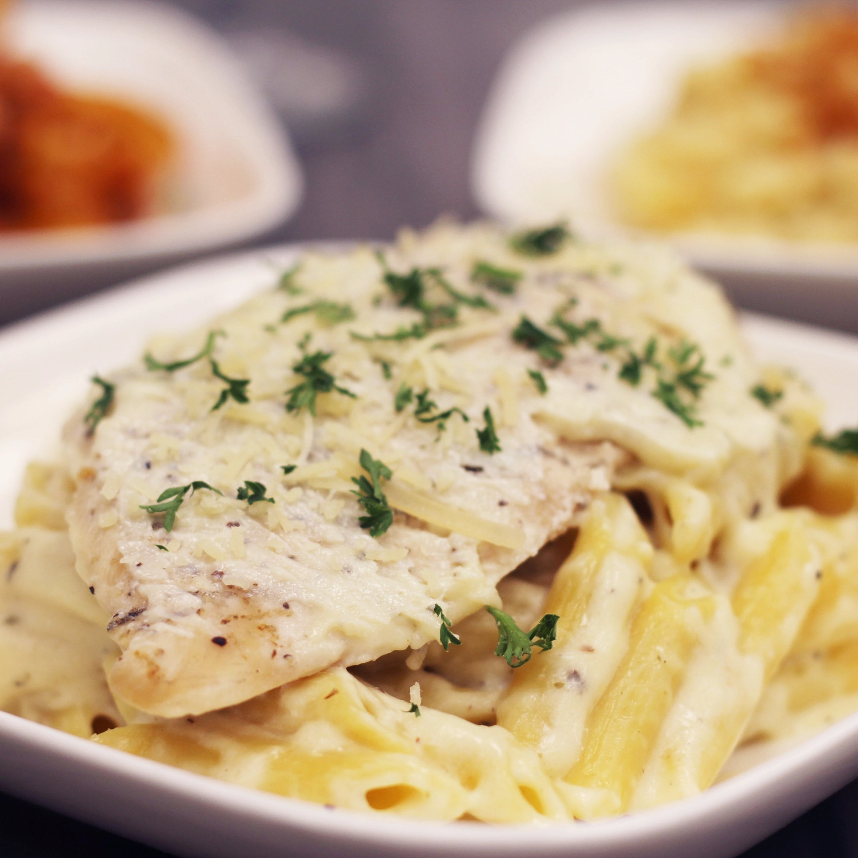 Chicken Alfredo image 0